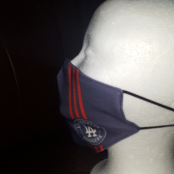 ❤NEW Los Angeles Dodgers Face Mask❤ - Picture 7 of 8
